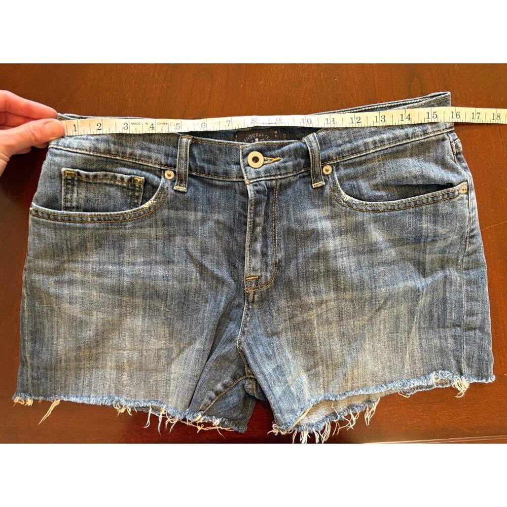 Lucky Brand The Bermuda Cutoff Denim Jean Shorts Distressed Size 10 US 30 - Picture 7 of 9
